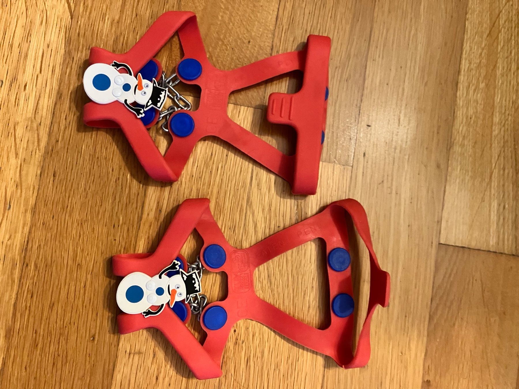 Sonstiges zum Bergsteigen & Wandern: Schnee-kette / crampons 28-36 – Gebraucht aus Corminboeuf von Syl03 1