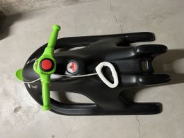 Luge enfant noire et verte, direction, comme neuve!