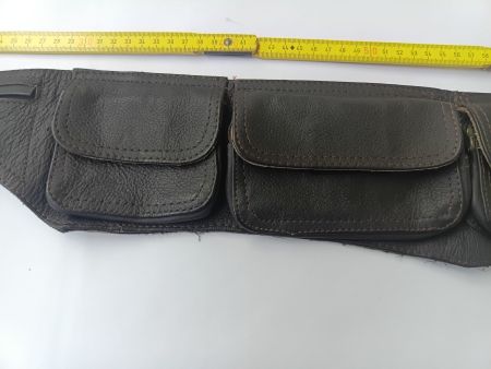 Gürteltasche Leder braun mit mehreren Taschen