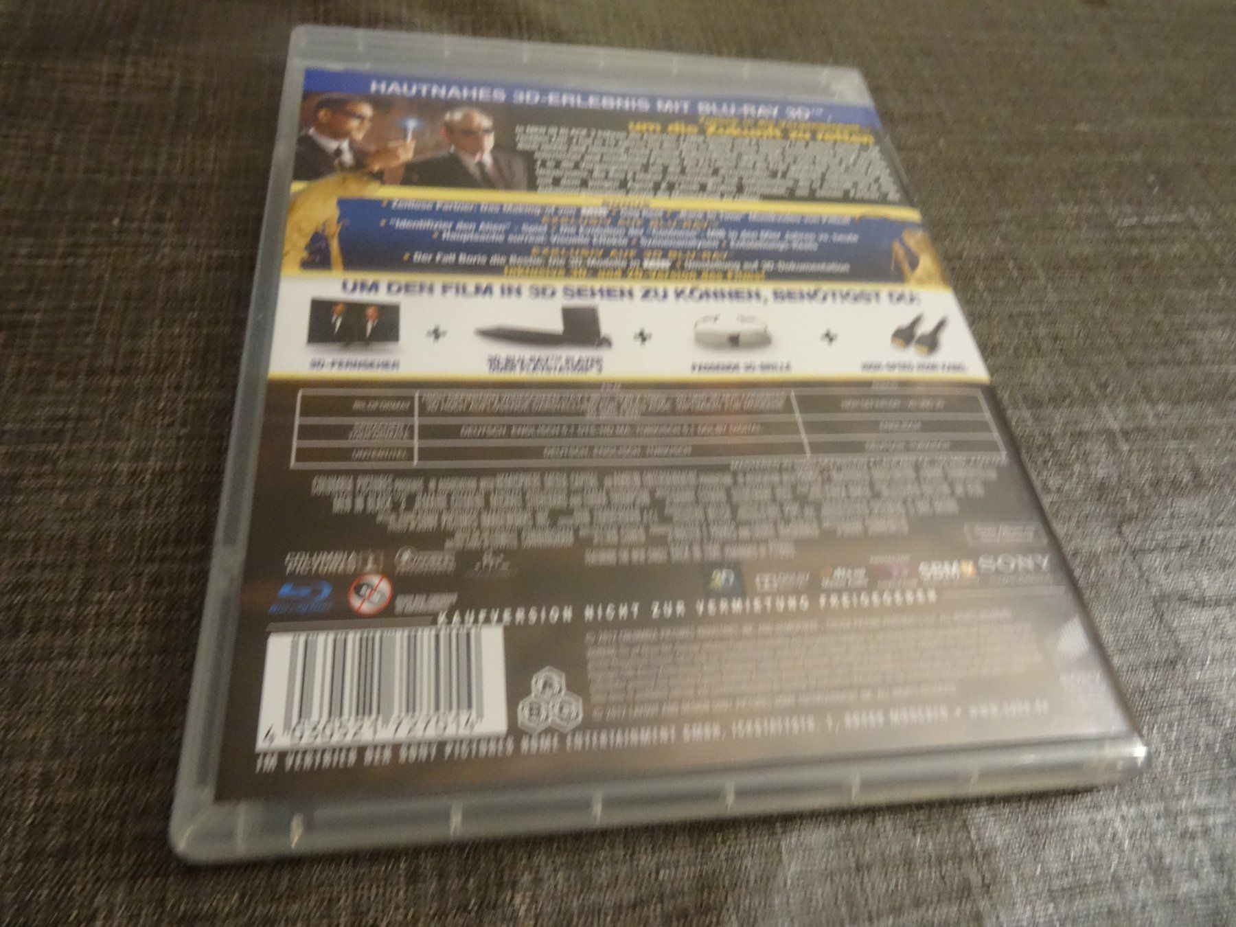 Tutti i DVDs: Men in Black 3  3D +2D BLU-RAY – Usato da Olten venduto da Disc-Verkauf 2