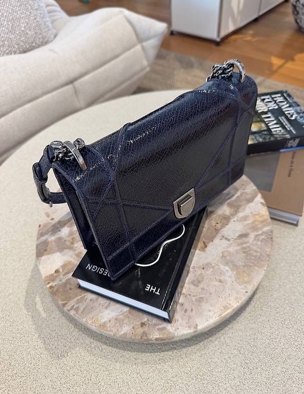 Dior Taschen: DIOR DIORAMA TASCHE NAVY – Neu (gemäss Beschreibung) aus Schwyz von bofb 2