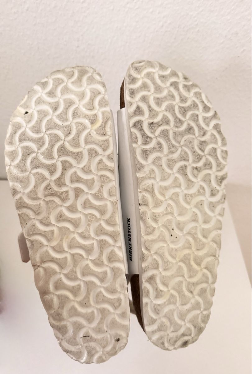 Birkenstock Scarpe da donna: White Birkenstock Sandals, Size 39 – Usato da Zollikerberg venduto da MK-13 5