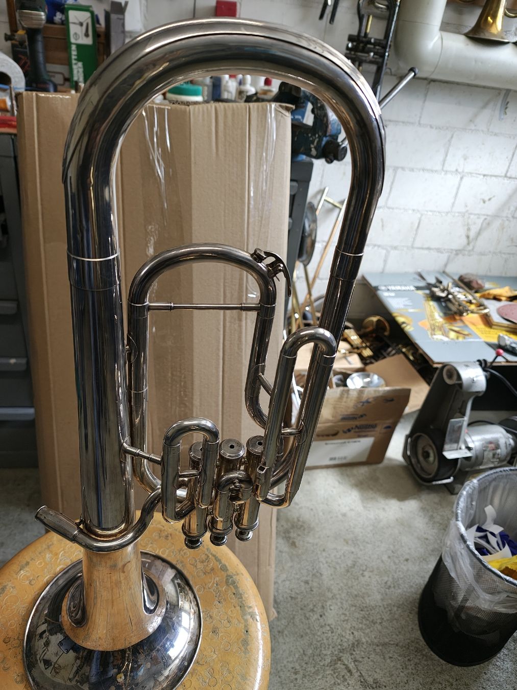 Yamaha Strumenti musicali: Es.Horn Yamaha 201.s – Usato da Langenthal venduto da Saxophone23 3