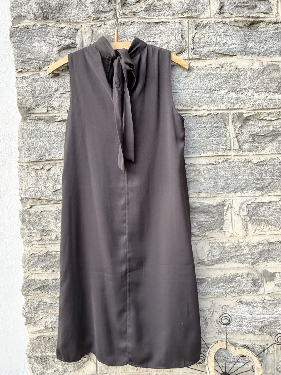H&M Vestiti: Abito leggermente satinato,tg XS – Nuovo (secondo la descrizione) da Bellinzona venduto da bul_mvy5 1