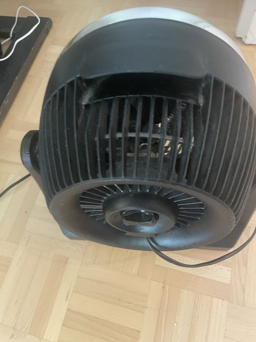 Ventilatoren: Table fan black silver – Gebraucht aus Zürich von ana_6dl5 2