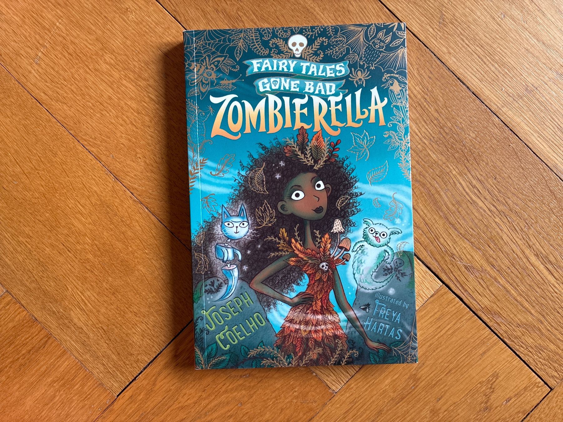 Livres: Zombierella Joseph Coelho – D'occasion à Zollikon par mythenschloss