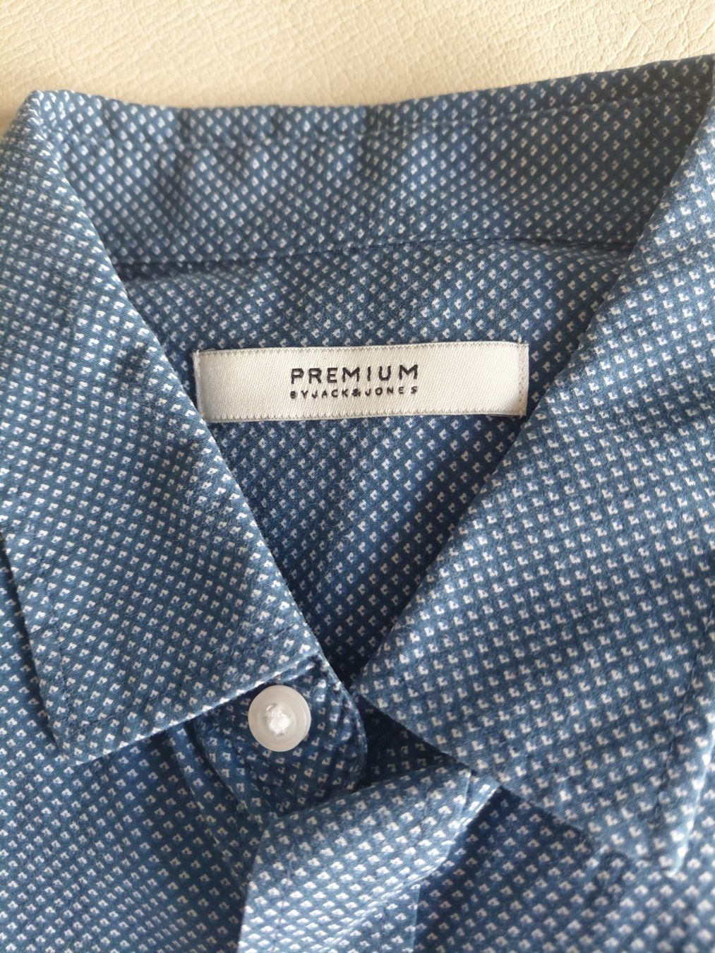 Camicie: 3 x JACK & JONES PREMIUM HEMDEN GR. M – Usato da Bern venduto da wau68 6