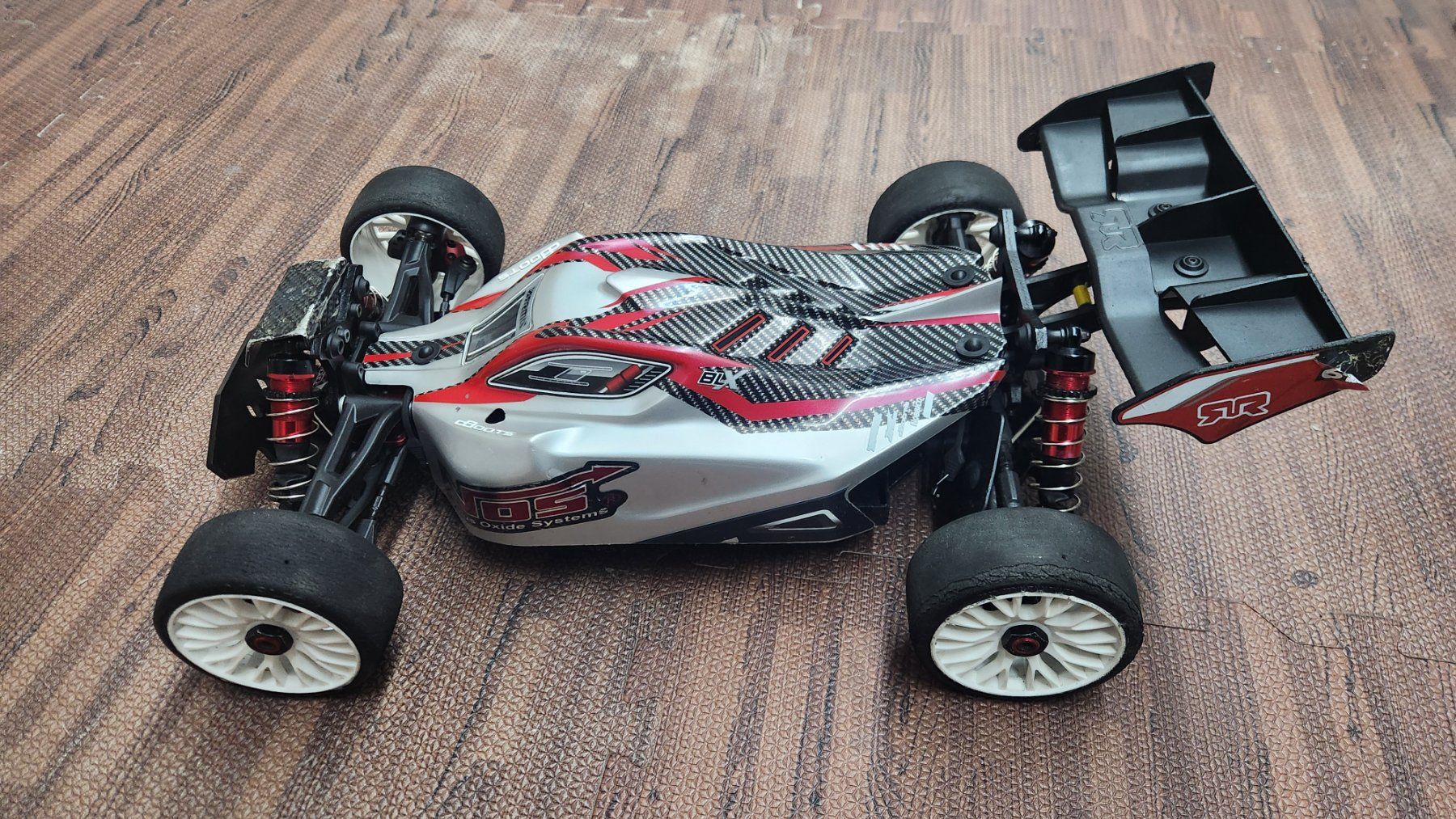 Arrma RC Modellbau: Arrma Typhon 6S – Gebraucht aus Dürnten von Latinoviper 1