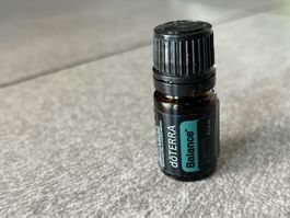 Huile essentielle Mélange DoTerra «BALANCE», 5 ml,neuve