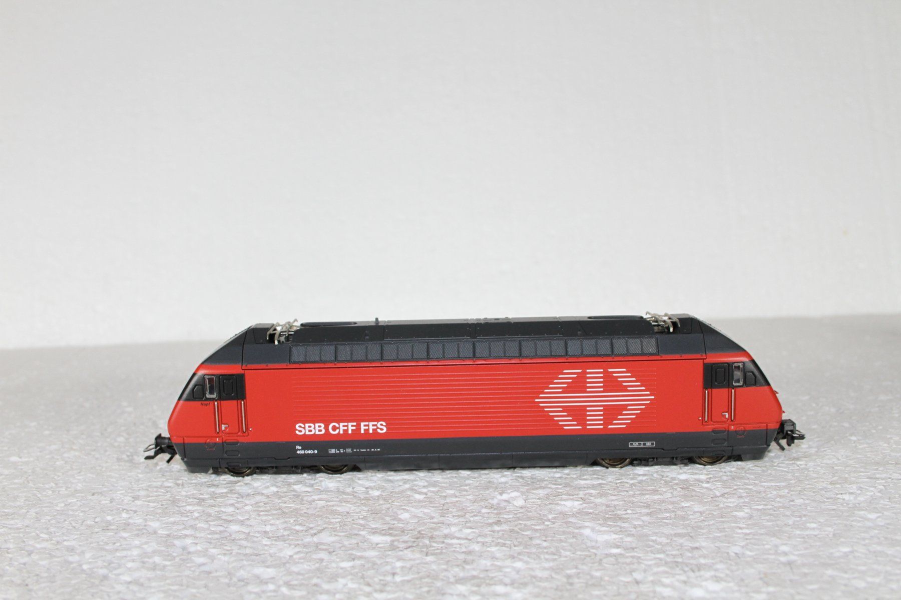 Märklin Modelleisenbahnen: Märklin 29859 SBB Re 460 Napf – Gebraucht aus Triesen von gleis8 3