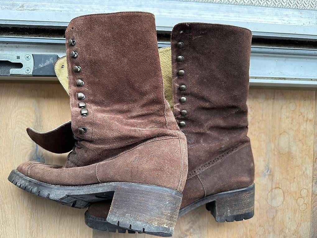 Chaussures femmes: Schnür-Stiefel Wildleder 37 – D'occasion à Liebefeld par Cherub3 1