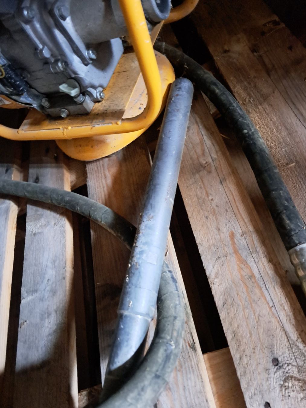 Alle Maschinen: Beton Vibrator – Gebraucht aus Schänis von PAMARI 1