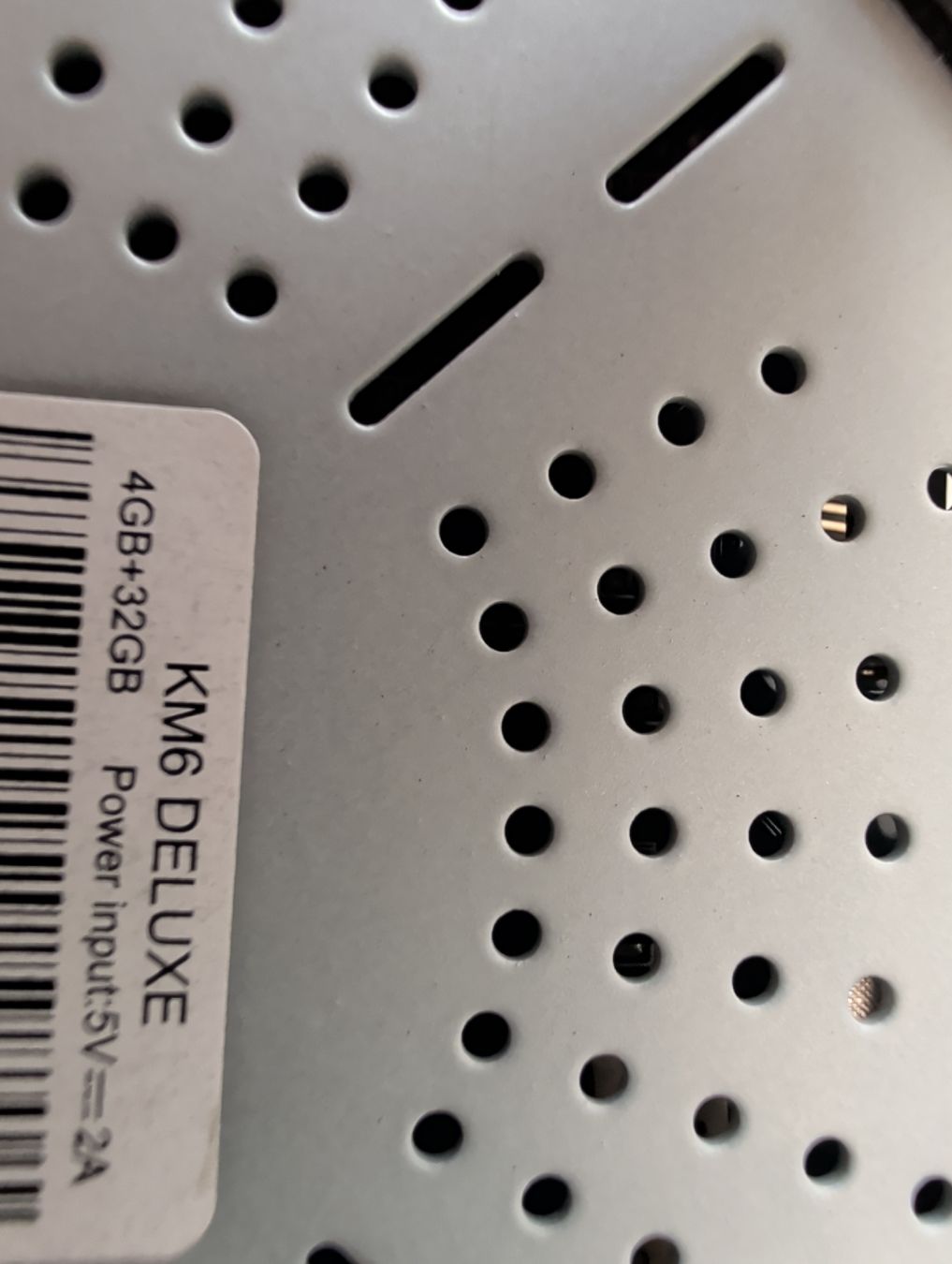 Lettore multimediale & Streamer: MECOOL KM6 Deluxe 4GB+32GB TV Box  – Usato da Tavannes venduto da maxalchimista 1