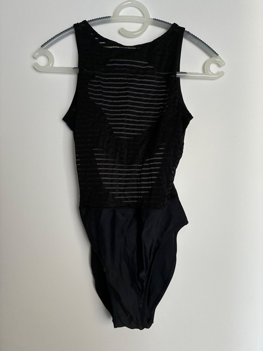 Costumi da bagno & Bikini: Badekleid schwarz mit Netzeinsatz – Usato da Winterthur venduto da Arunasu