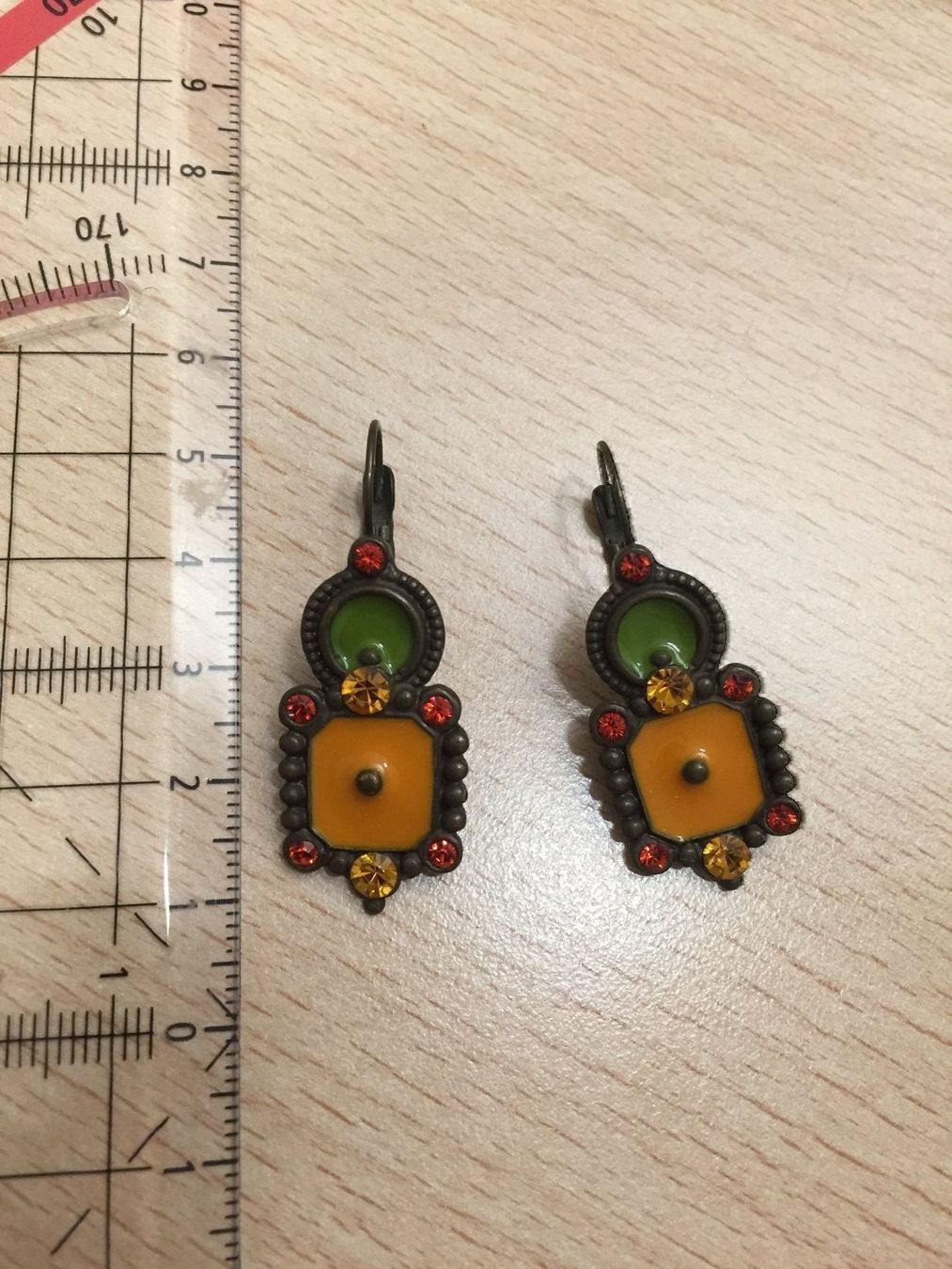 Orecchini pendenti & Orecchini a lobo: Boucles d'oreille fantaisie – Usato da Lausanne venduto da Kmm03 3