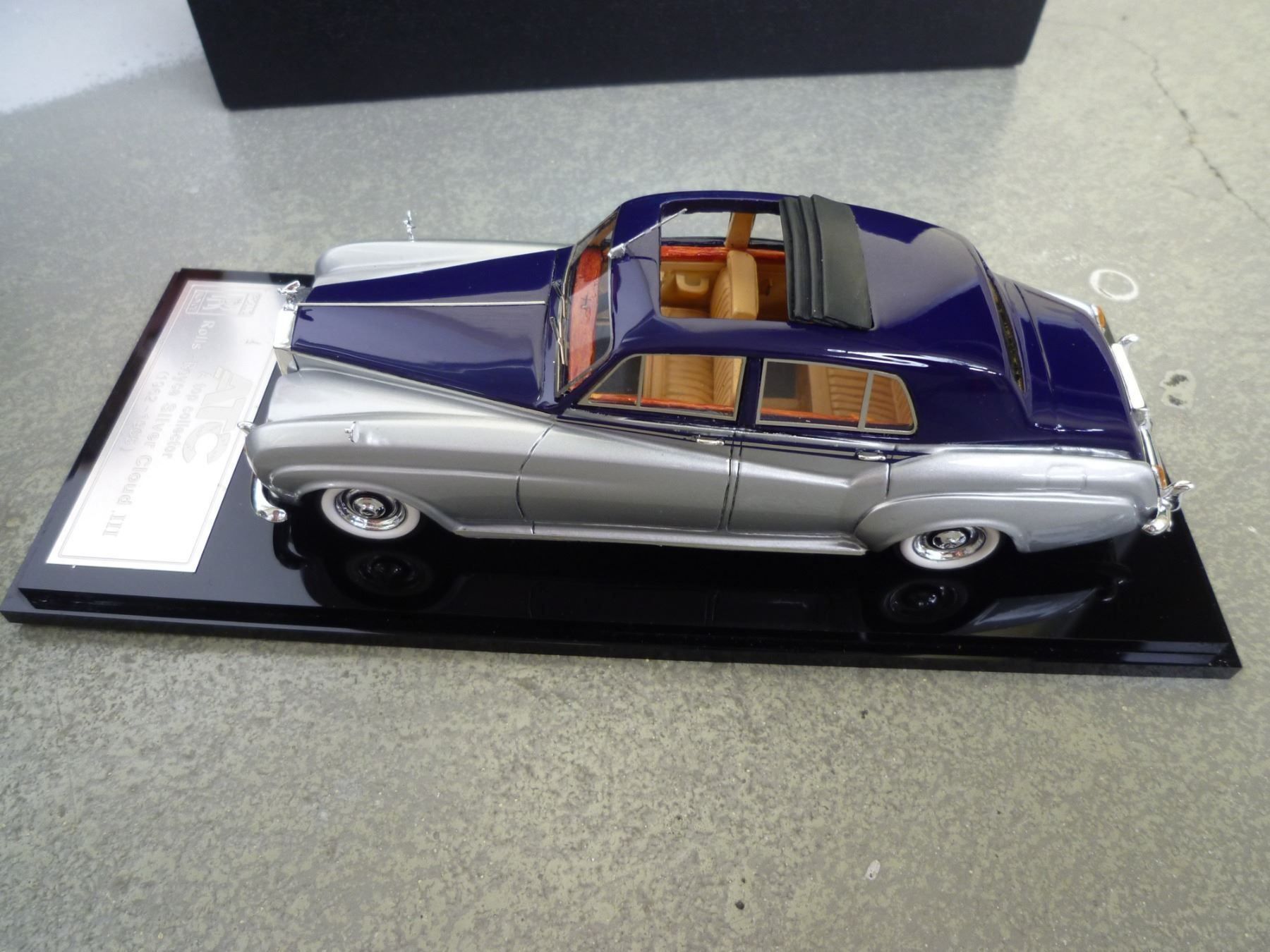 Rolls Royce Modellini d'auto: Rolls-Royce Silver Cloud III (1962-1965) – Nuovo e nell'imballaggio originale da Flawil venduto da Imperiosud 4