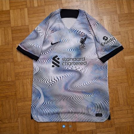FC Liverpool Auswärtstrikot 22/23 in Grösse M