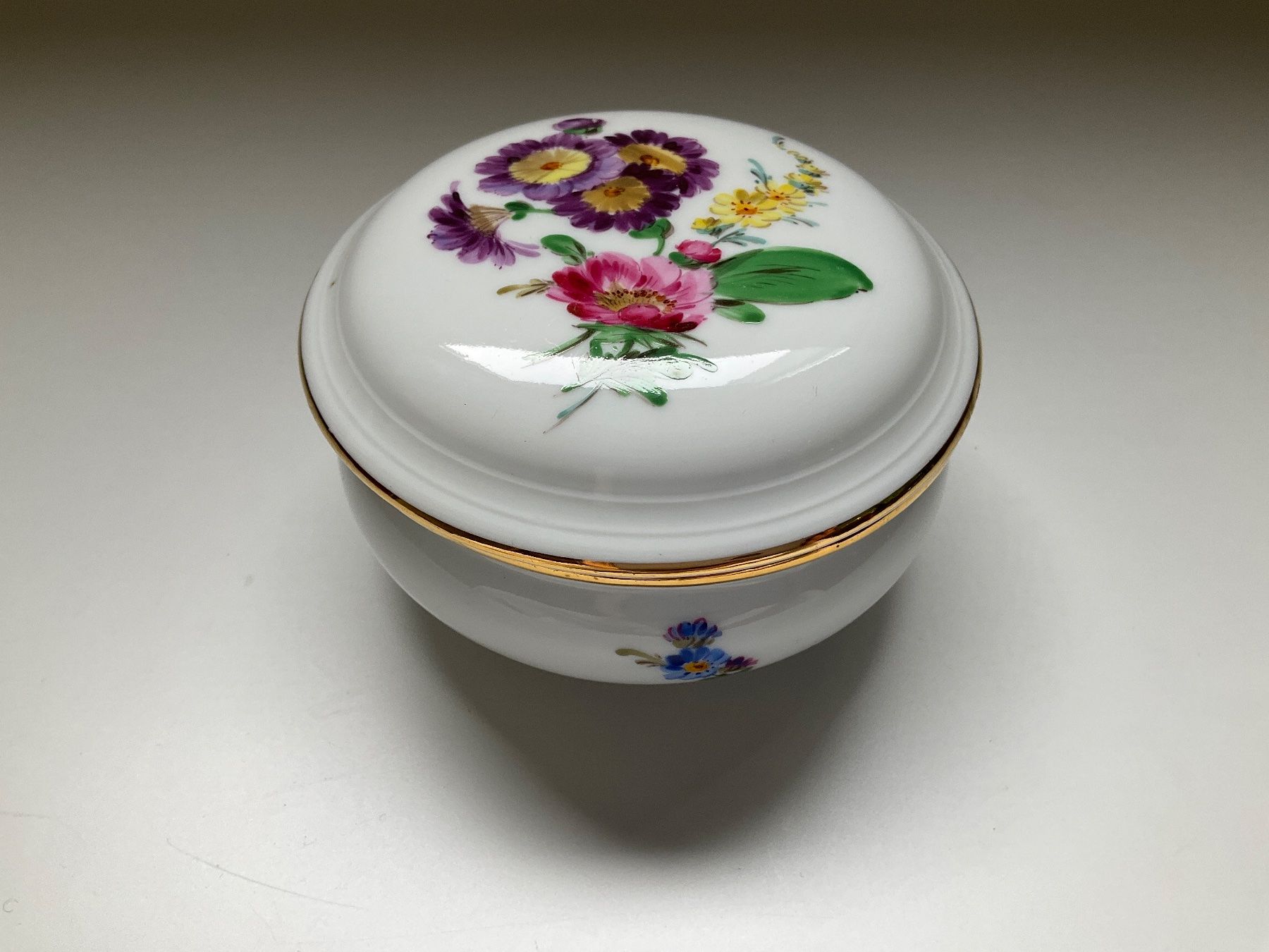 Zuccheriere: Deckeldose von Meissen – Usato da Basel venduto da EllaNora 6