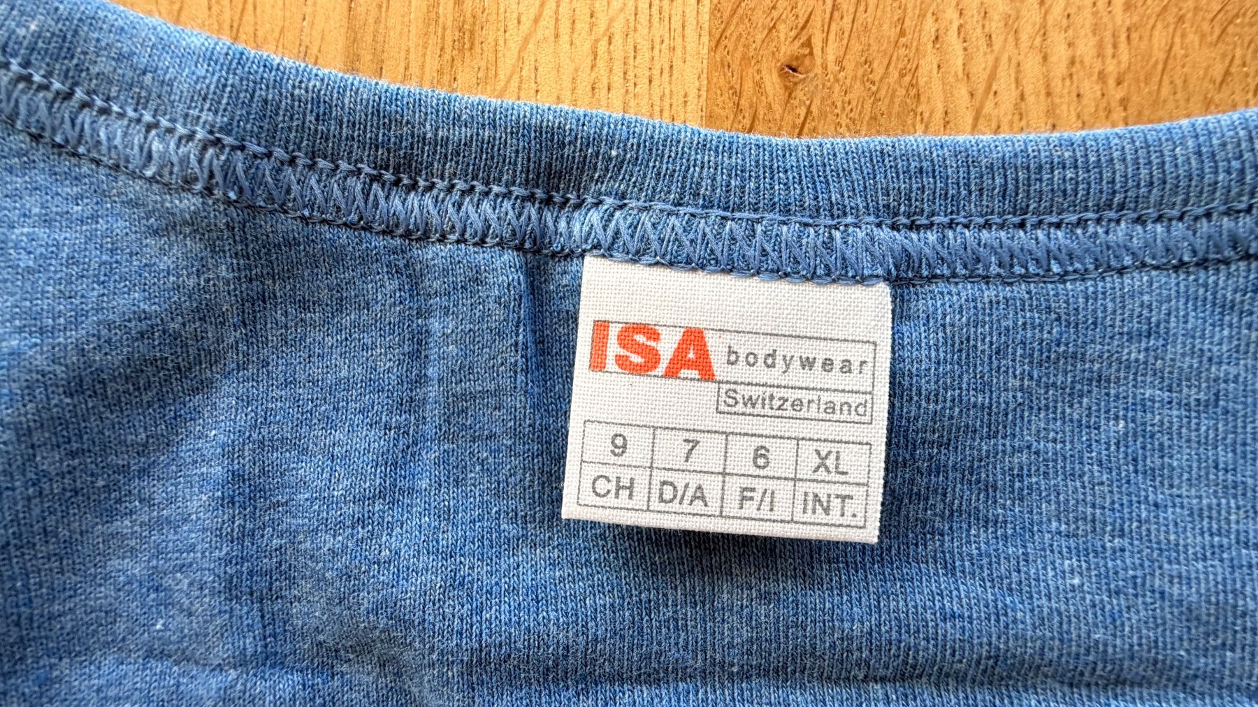 Biancheria intima: Unterhemd - ISA blau Gr. XL – Usato da Winterthur venduto da Secondhand-Family 2