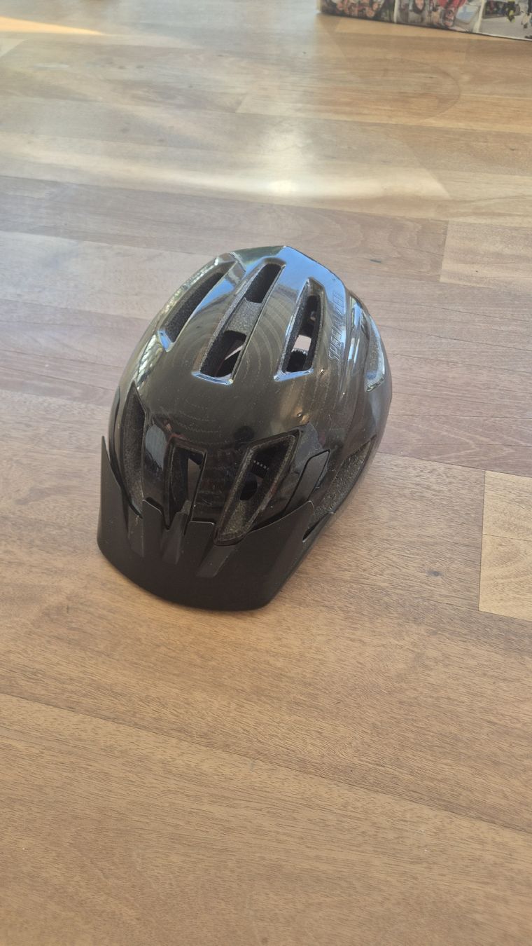Helme: Velo Helm  – Gebraucht aus Erlenbach ZH von lui_n2rl