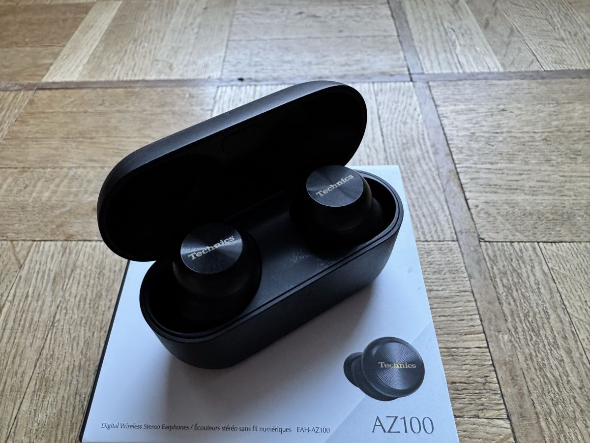 Technics Cuffie: Technics EAH-AZ100 In-Ear Kopfhörer schwarz – Usato da Baden venduto da Christian_Saxer 1