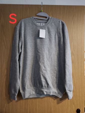 Grauer Winter-Pullover, neu mit Etikett, Grösse S!