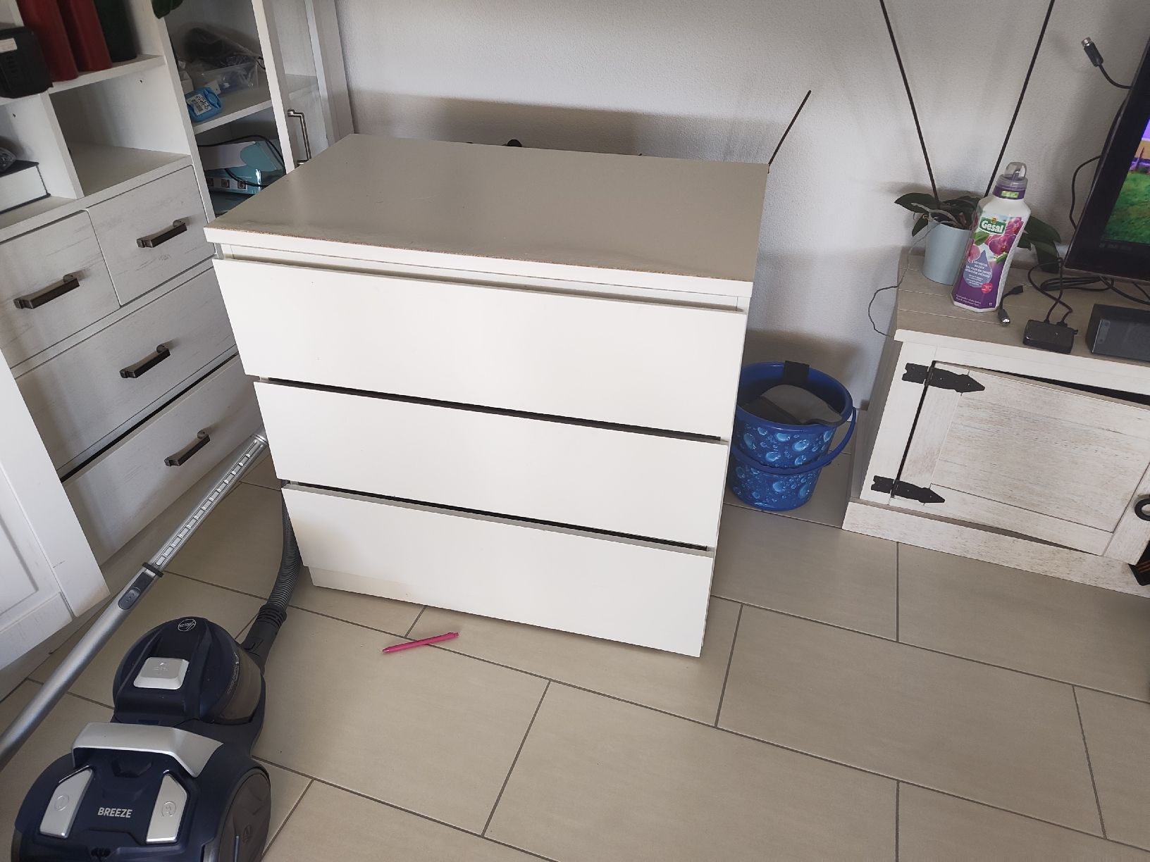 Commodes: gratis Komode – Défectueux à Ebikon par val_w5jm