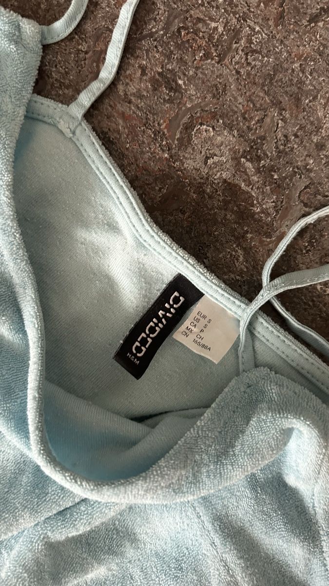 H&M Tute: Jumpsuit H&M  – Usato da uerikon venduto da SITRRY4 1