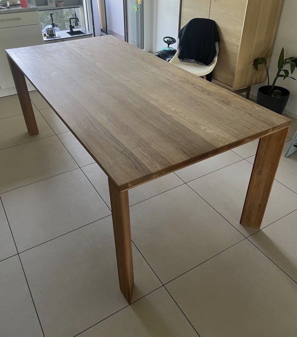 Tische: Massiver Esstisch aus Eiche - 200x95cm – Gebraucht aus Marthalen von ironh1tsch 1