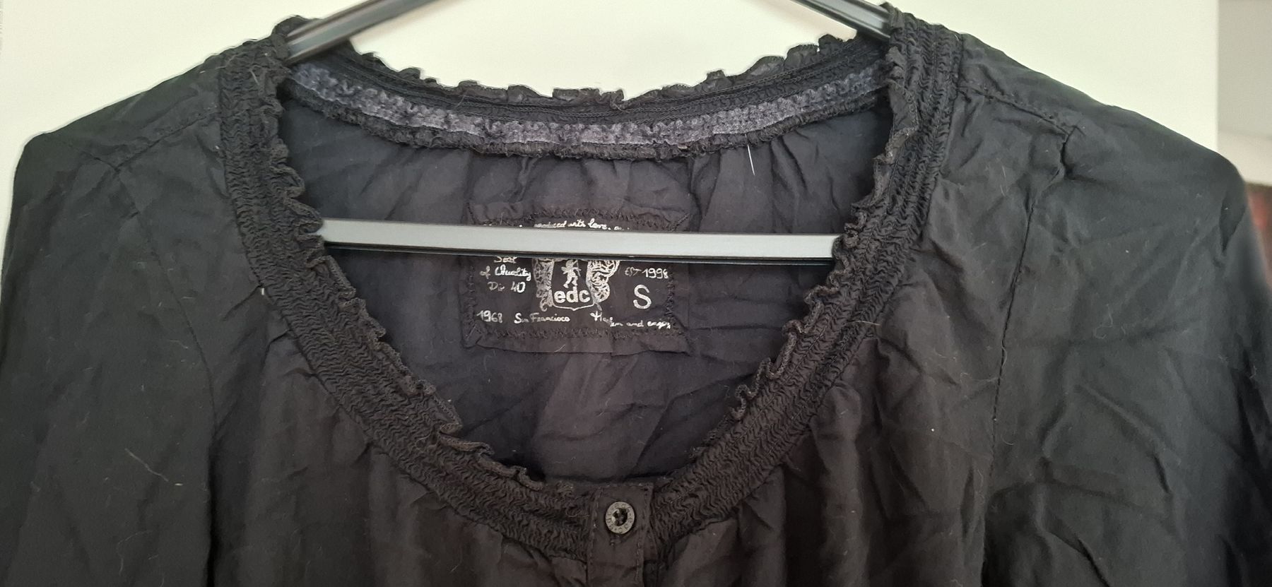 Tuniken: Tunique noire edc by Esprit taille S  – Gebraucht aus Carouge GE von mon_x9y7