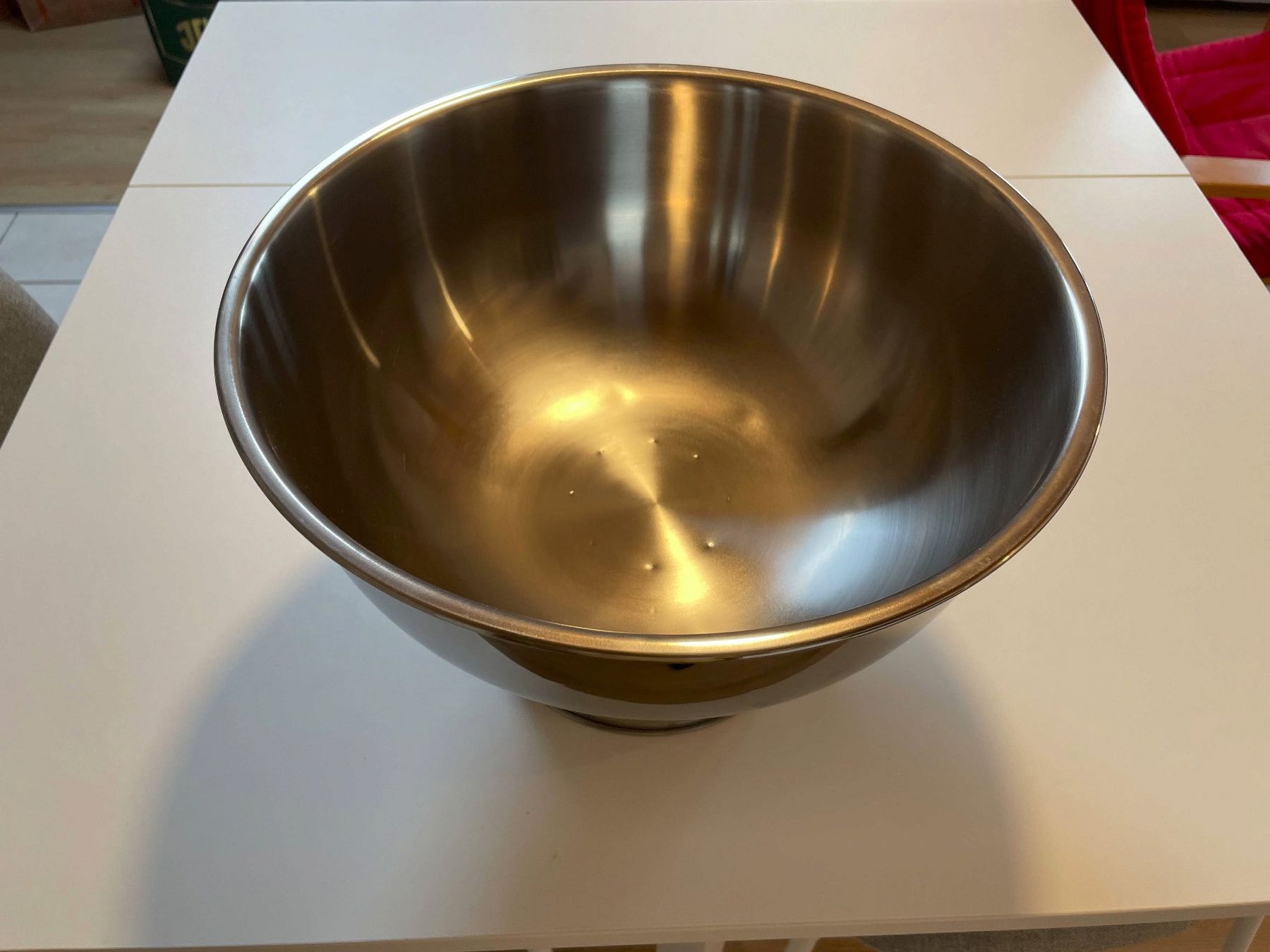Ciotole: Grosse Edelstahl-Schüssel, Durchmesser 34 cm – Usato da Affeltrangen venduto da Mowgli_123 1