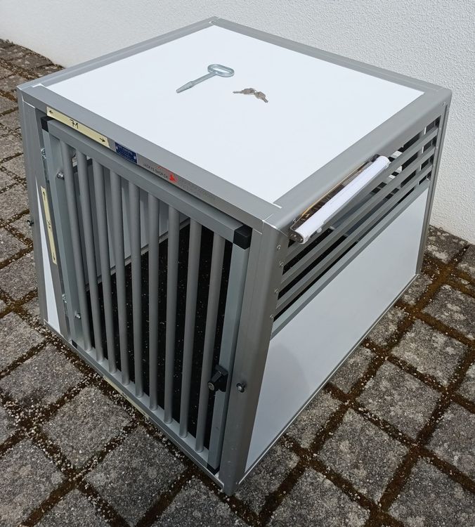Wt Metall Hundeboxnull