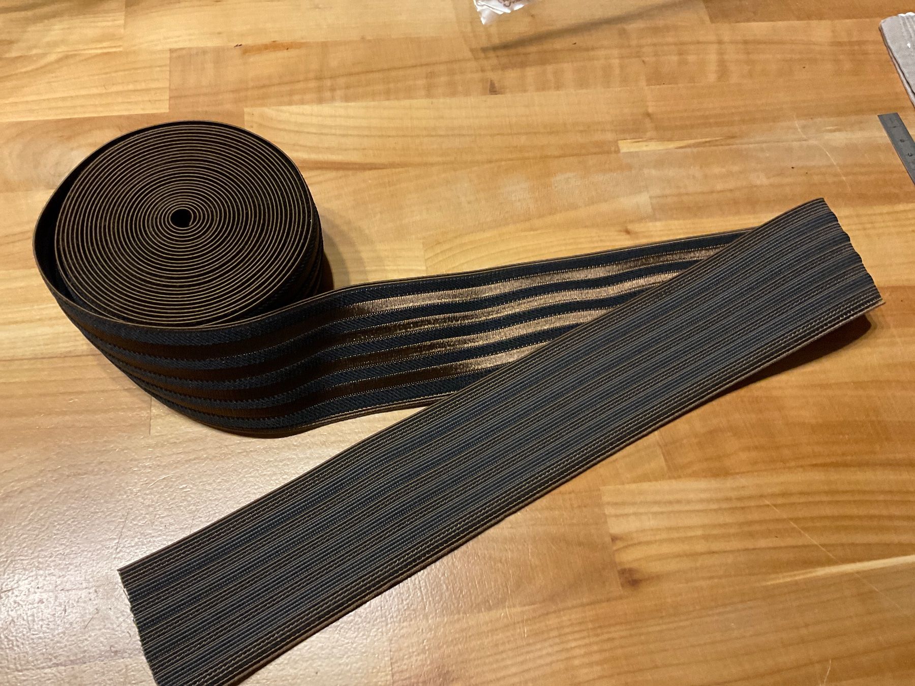 Stoffe: Webband / Gummiband 5 Meter lang / zum basteln – Gebraucht aus Rümlang von euqinom16