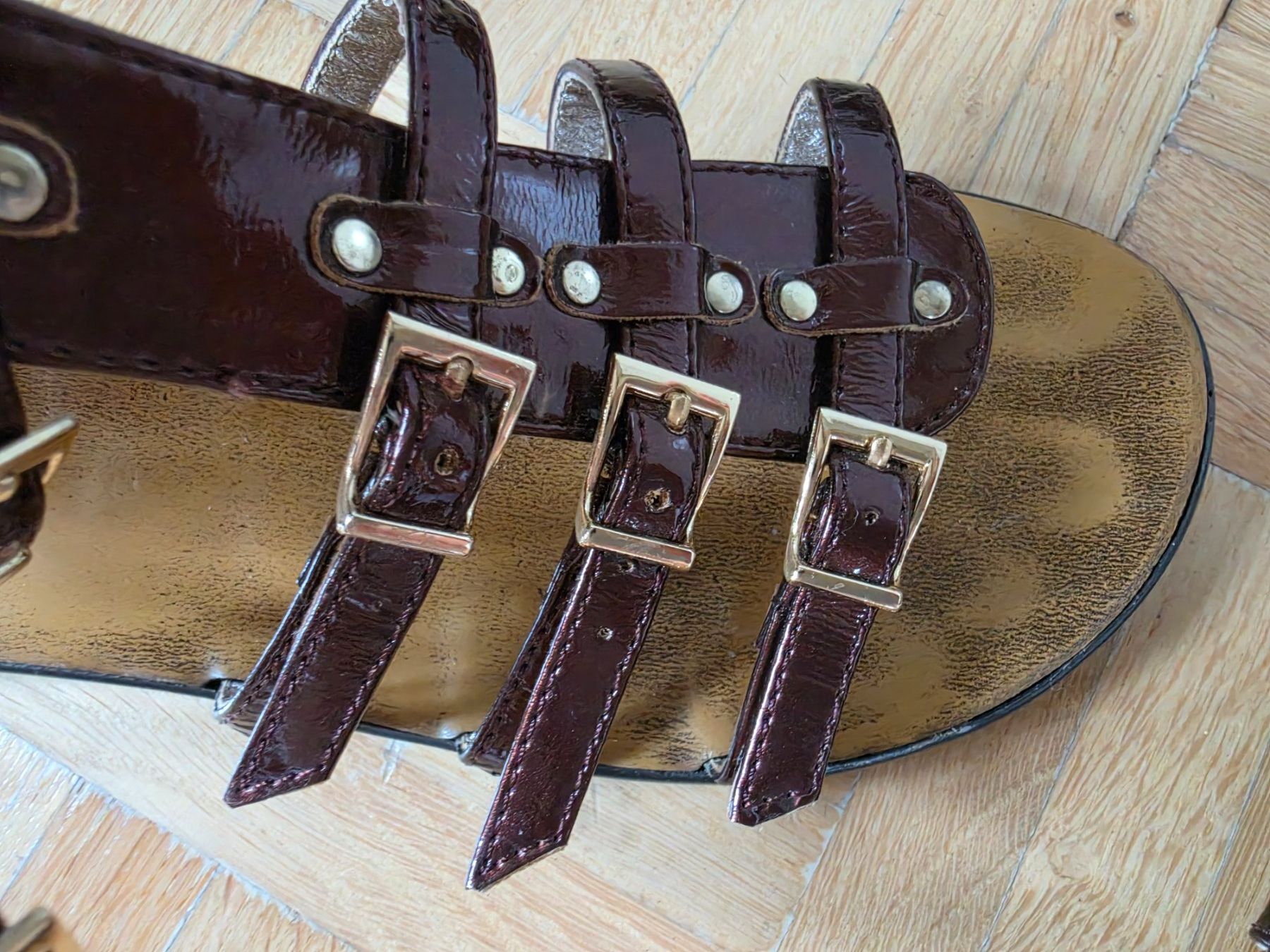 Scarpe da donna: Römersandalen Nueve Gr. 39 – Usato da Stäfa venduto da flamingo_17 3