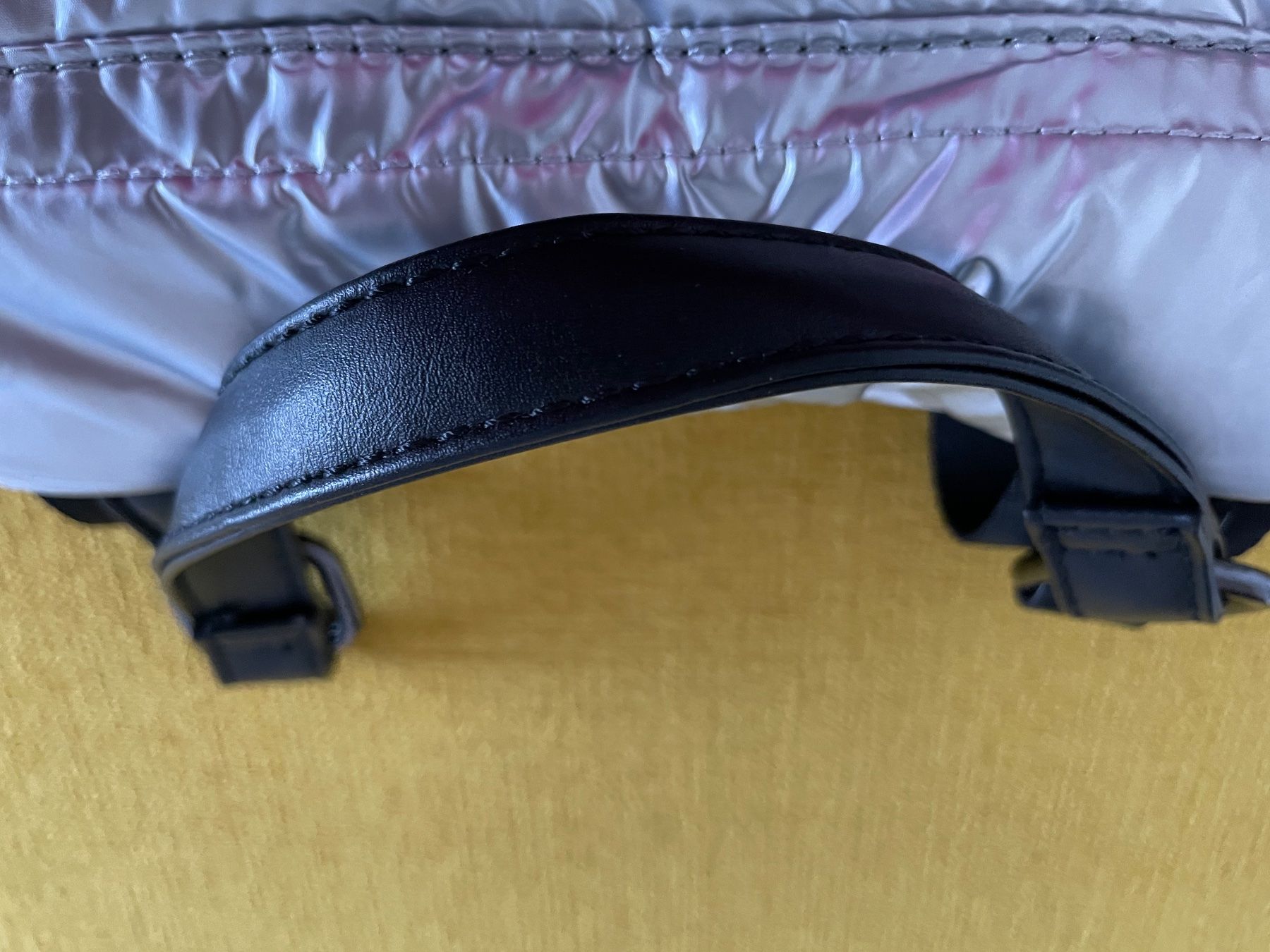Zaini: Damen - Rucksack Silber – Nuovo e nell'imballaggio originale da Feusisberg venduto da Mila1122 8