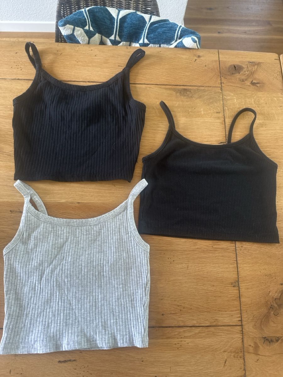 T-shirt: TW und NewYorker Tops – Usato da Auenstein venduto da Crufi 3