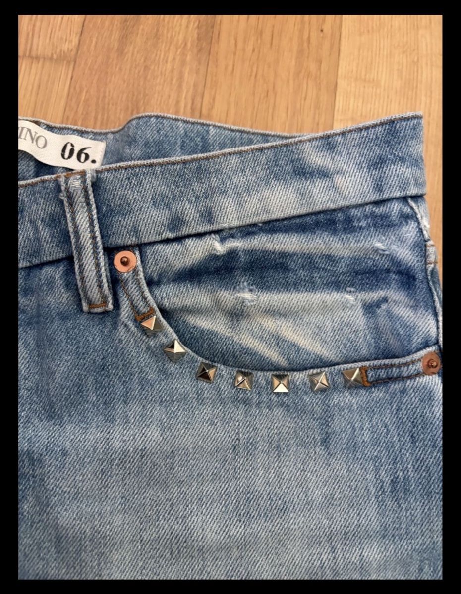 Jeans: Valentino Jeans Hose,  W29 – Usato da Zug venduto da vik_p5lx 2