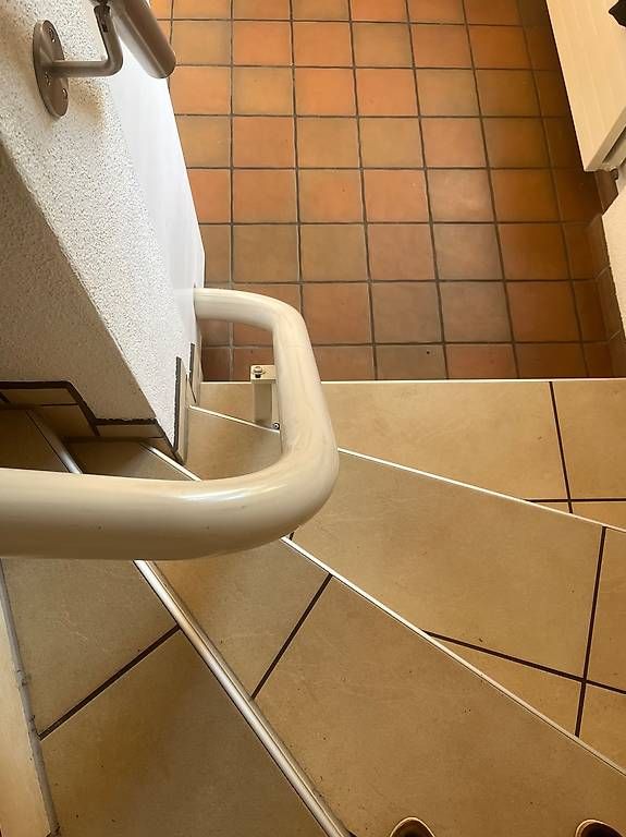 Escaliers: Apollo Flow2 Treppenlift  – D'occasion à Halden par asc_svq6 4