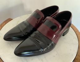 Loafers en cuir bicolore PRADA (Noir/Bordeaux) EU 41