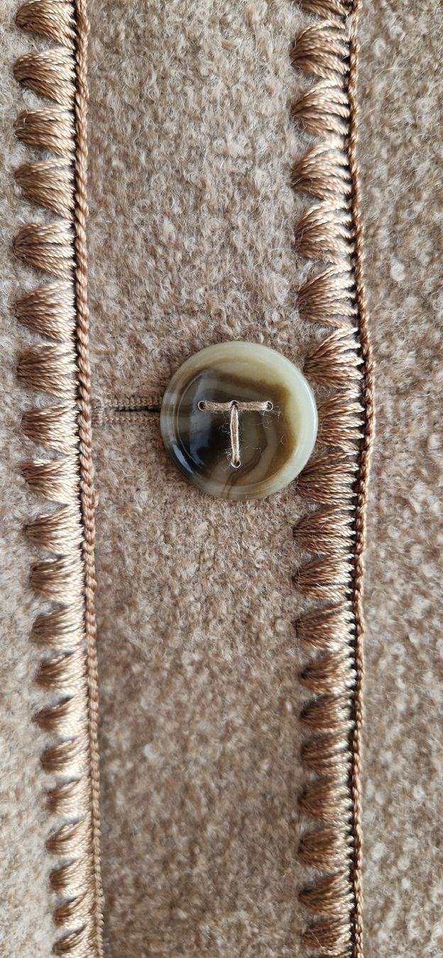 Totême Cappotti: toteme scarf coat – Nuovo e nell'imballaggio originale da Thal venduto da siri_speaks 3