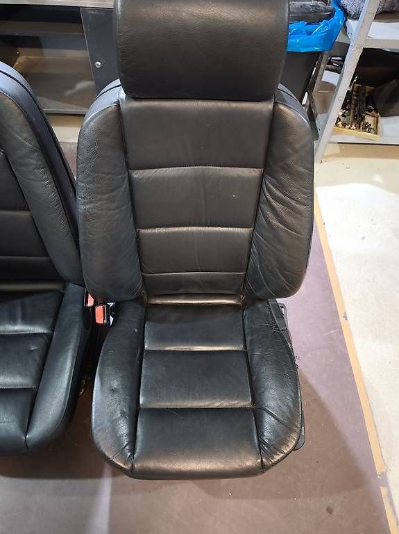 Tutti pezzi di ricambio auto: BMW E36 Limousine, Touring Leder Sitze  – Usato da Zihlschlacht venduto da rad_vvm9 4
