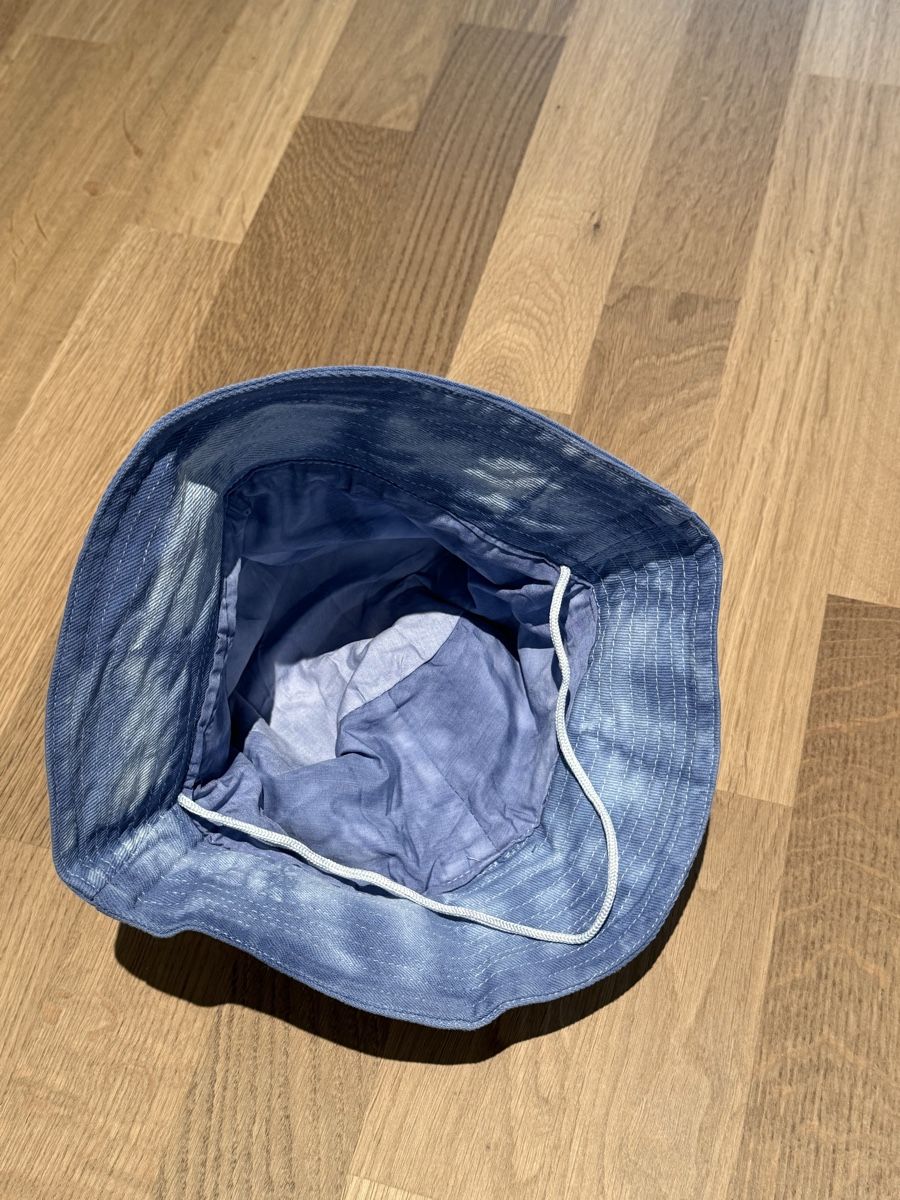 Chapeaux, bonnets & casquettes: Bucket hat blue tie dye – D'occasion à Spreitenbach par 94l_9shv 2
