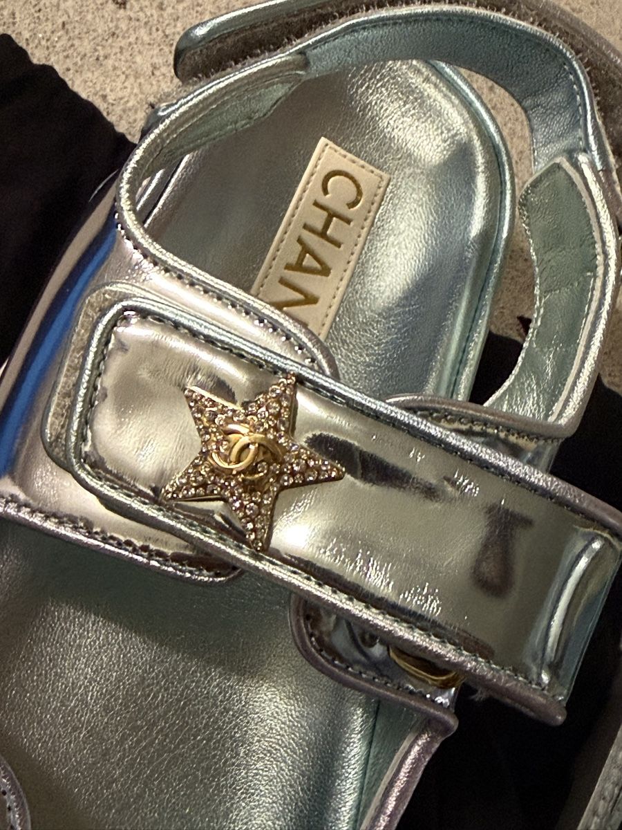 Chanel Scarpe da donna: Chanel Dad Sandals, new limited model, size 38 – Nuovo e nell'imballaggio originale da Zürich venduto da EShopping81 7