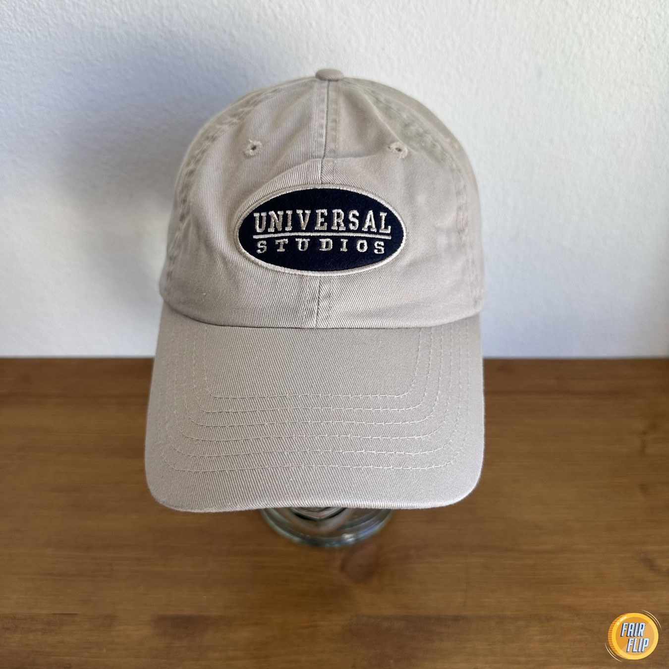 Copricapi, berretti & cappellini: Vintage Universal Studios Cap – Usato da Luzern venduto da fairflip 1