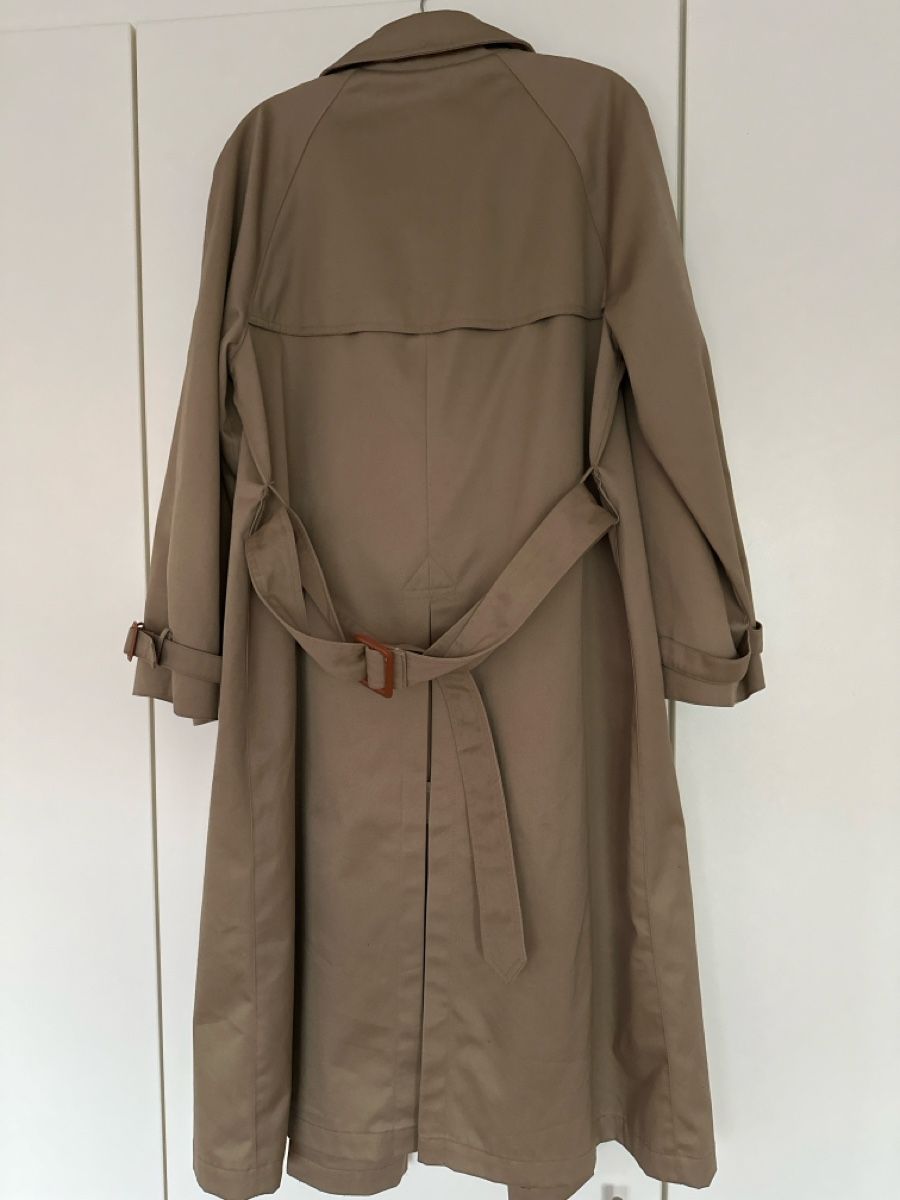 Cappotti: Evan-Picone Trench Coat. Beige, Size Medium – Usato da Binningen venduto da can_s2yh 3