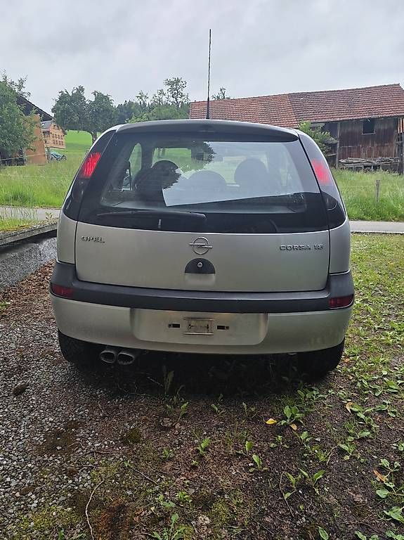 Automobili: Opel Corsa 1.8 GSI Irmscher  – Usato da Rickenbach LU venduto da 4dara 3
