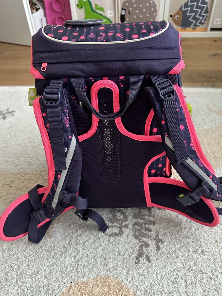 Ergobag Sacs à dos: Ergobag Schulrucksack Set, gut erhalten – D'occasion à Bubikon par Mrmjagi 2