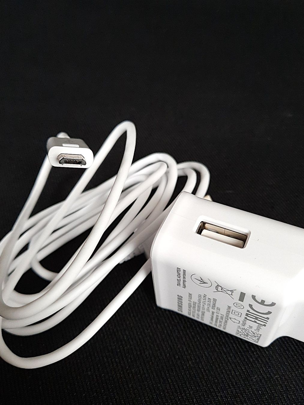 Samsung Chargements: SAMSUNG USB-Ladegerät – Neuf (Voir description) à Beinwil am See par Restwert_Beinwil 2