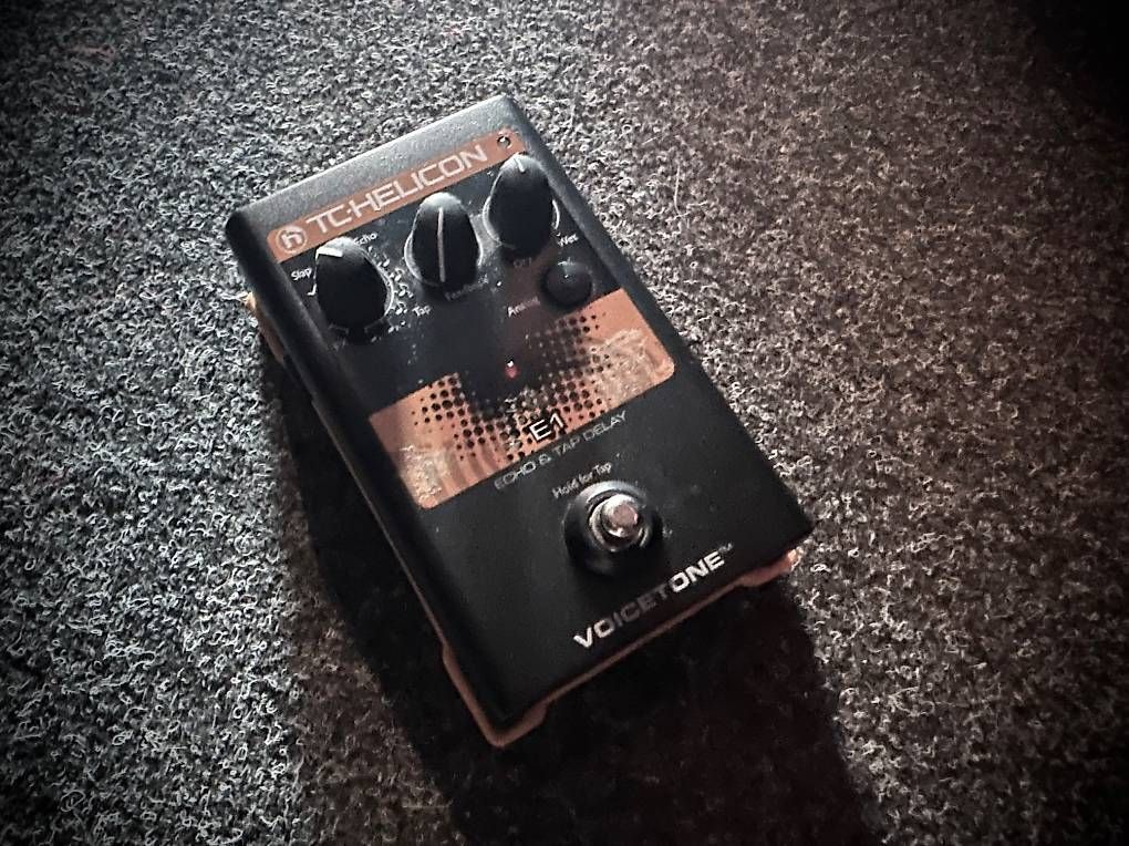 Strumenti musicali: TC Helicon VoiceTone E1 Echo und Delay – Usato da Chur venduto da Tenorio