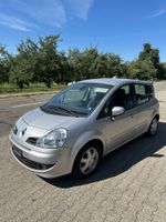Renault Modus  mit Anhängerkupplung